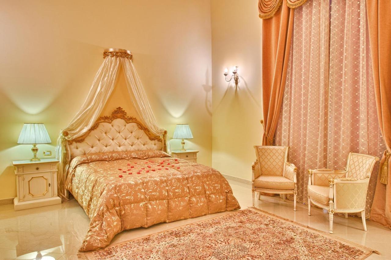مبيت وإفطار توري سانتا سوزانا Castello Conti Filo الغرفة الصورة